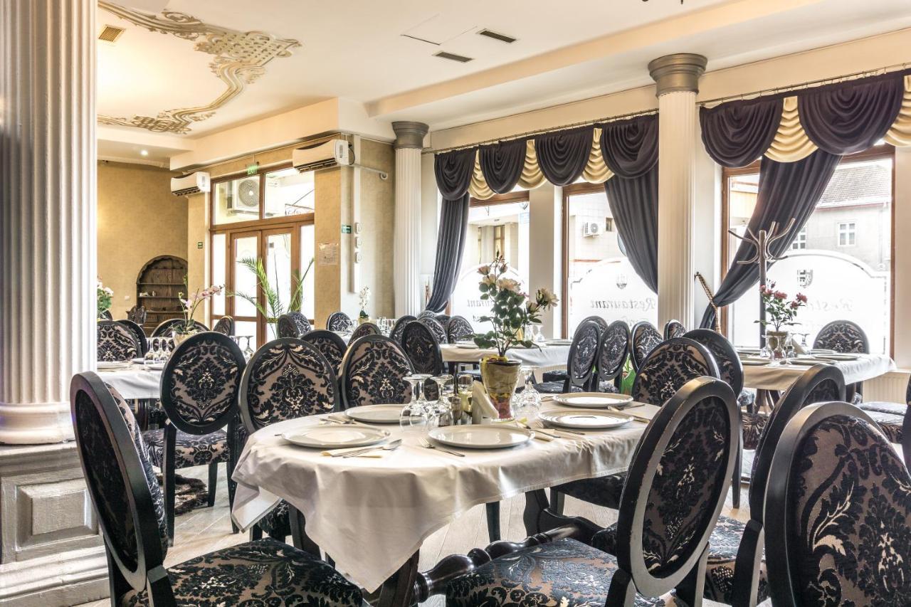 Hotel Ferdinand Hateg Luaran gambar