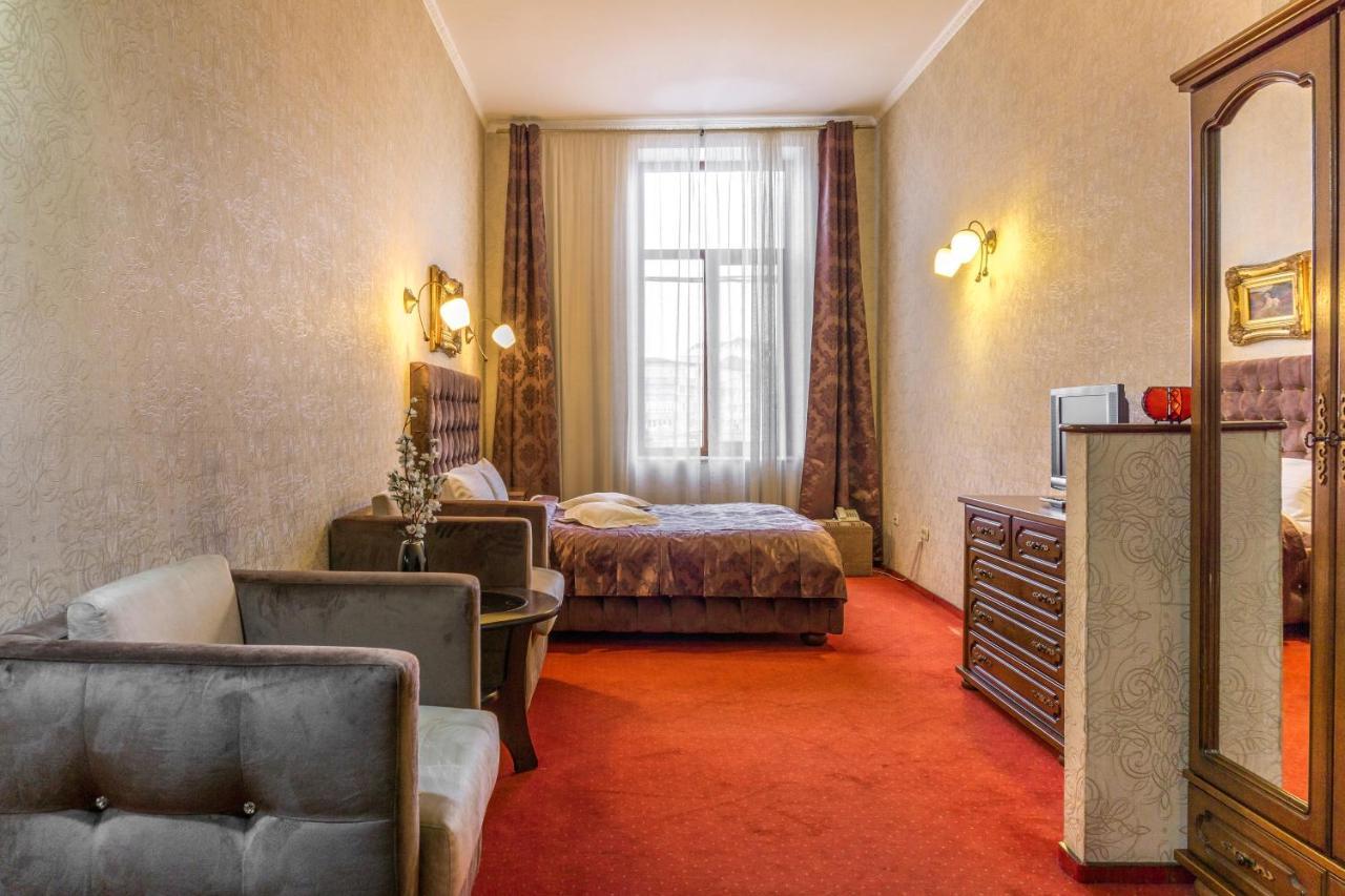 Hotel Ferdinand Hateg Luaran gambar
